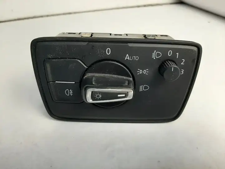 Volkswagen PASSAT B7 (2011 - 2014) 3G0941633A Включатель фонарей — фото 2