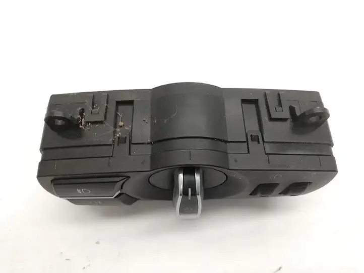 BMW 5 F10 F11 (2009 - 2016) 919274604 Включатель фонарей — фото 3