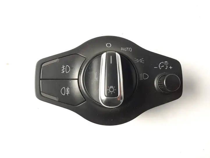 Audi A4 S4 B8 8K (2007 - 2011) 8K0941531AA Включатель фонарей — фото 1