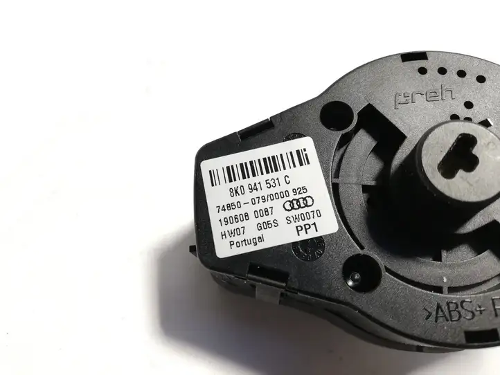 Audi A4 S4 B8 8K (2007 - 2011) 8K0941531C Включатель фонарей — фото 4