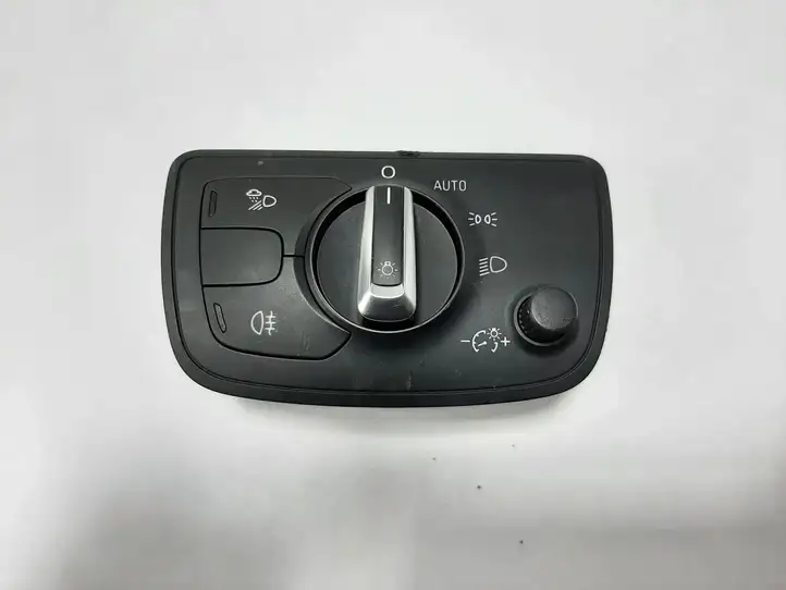 Audi A6 C7 (2011 - 2014) 4G0941531E Включатель фонарей — фото 1
