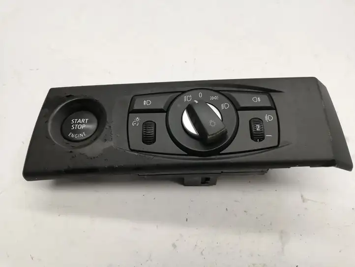BMW 5 E60 E61 (2004 - 2010) 6988555 Включатель фонарей — фото 1
