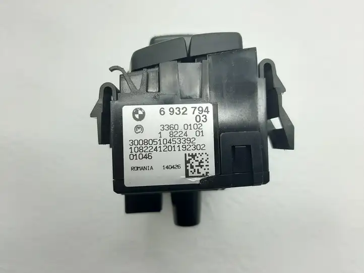 BMW 3 E90 E91 (2005 - 2012) 6932794 Включатель фонарей — фото 2