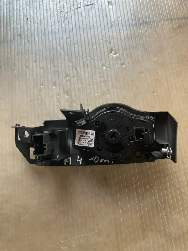 Audi A4 S4 B8 8K (2007 - 2011) 8K0941531G Включатель фонарей — фото 2