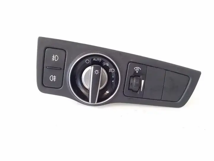 Hyundai i40 (2011 - ) 933003Z050 Включатель фонарей — фото 1
