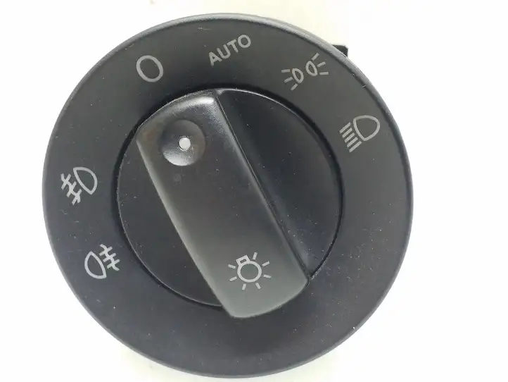 Seat Exeo (3R) (2008 - 2013) 3R0941531A Включатель фонарей — фото 1