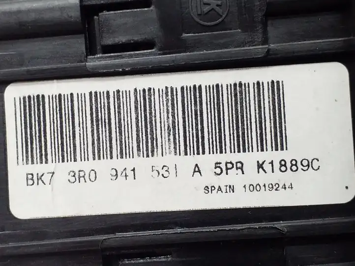 Seat Exeo (3R) (2008 - 2013) 3R0941531A Включатель фонарей — фото 5