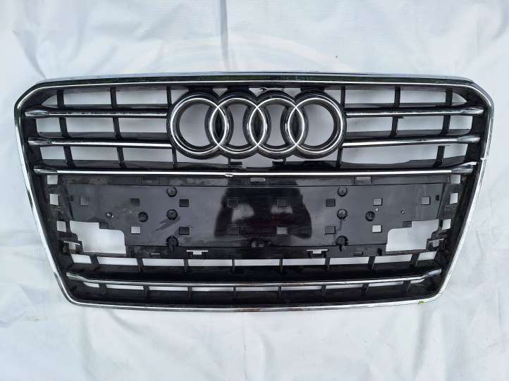 Audi A7 (2010 - 2014)  4G8853651C Верхняя решётка