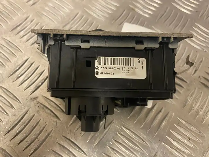 Mercedes-Benz ML W164 (2005 - 2011) A1645450304 Включатель фонарей — фото 4