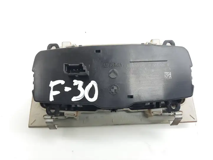 BMW 3 F30 F35 F31 (2012 - 2018) 926530502 Включатель фонарей — фото 3