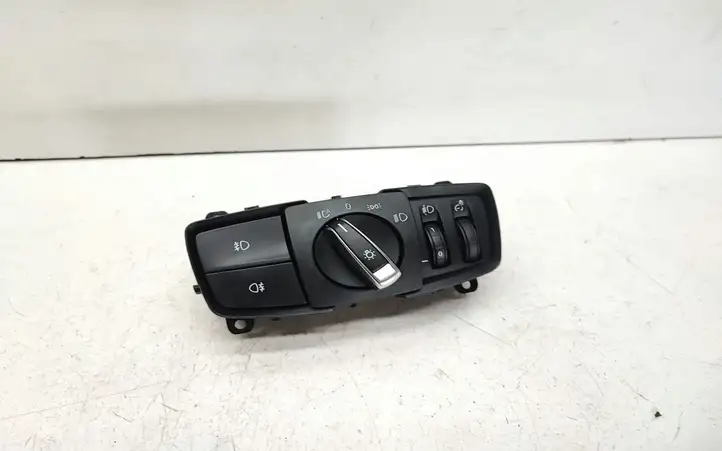 BMW 1 F20 F21 (2011 - 2019) 9265305 Включатель фонарей — фото 1