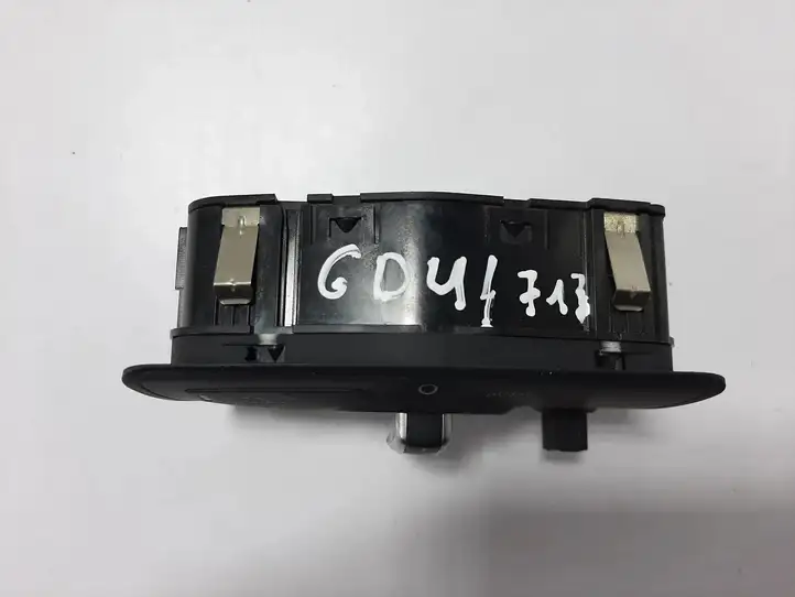 Audi A6 C7 (2011 - 2014) 4G0941531E Включатель фонарей — фото 3