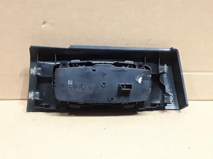 BMW 1 F20 F21 (2011 - 2019) 9265303 Включатель фонарей — фото 2