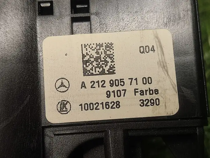 Mercedes-Benz E W212 (2009 - 2016) A2129057100 Включатель фонарей — фото 2