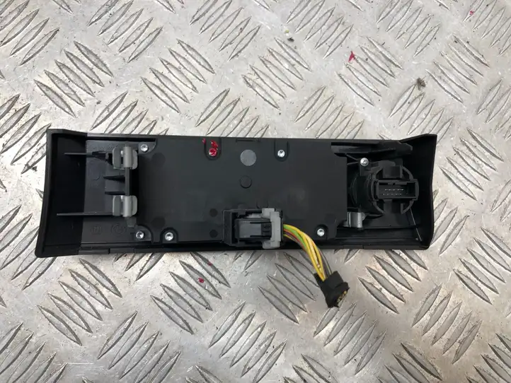 BMW 5 E60 E61 (2004 - 2010) 6988555 Включатель фонарей — фото 3