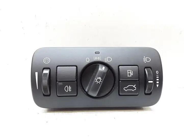 Volvo XC60 (2008 - 2013) 30739413 Включатель фонарей — фото 1
