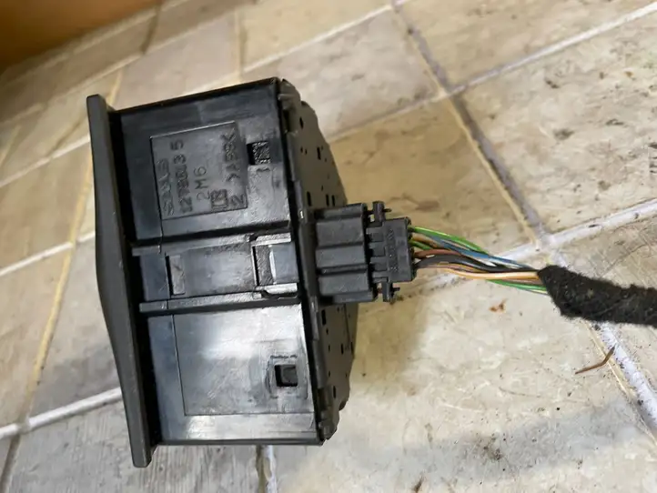 Saab 9-3 Ver1 (1998 - 2005)  12786135 Включатель фонарей