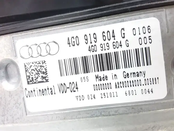 Audi A6 C7 (2011 - 2014) 4G0919604G Выдвижной дисплей — фото 3