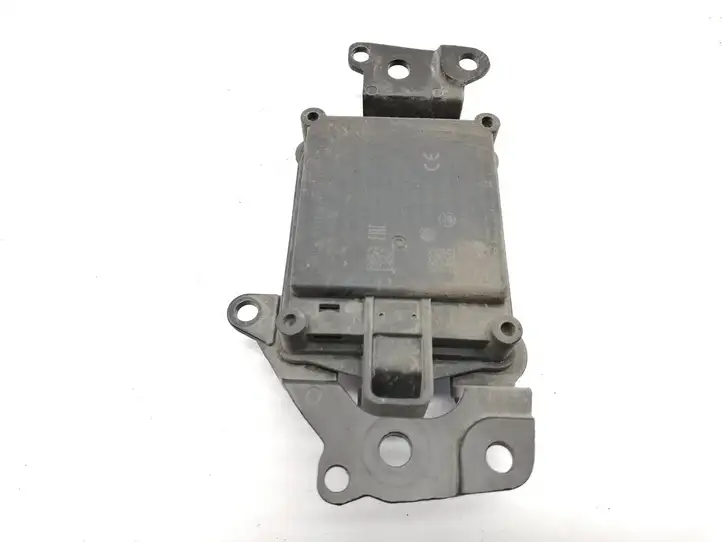 Toyota C-HR I (2016 - 2022)  52127F4020 Радар Distronic