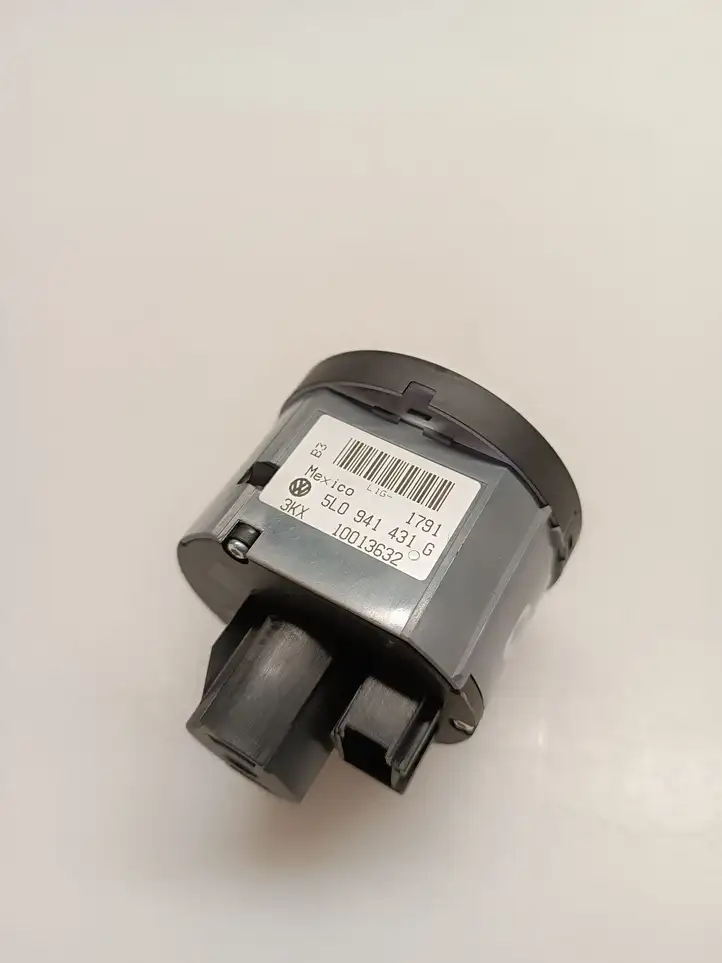 Skoda Yeti (5L) (2009 - 2012) 5L0941431G Включатель фонарей — фото 3