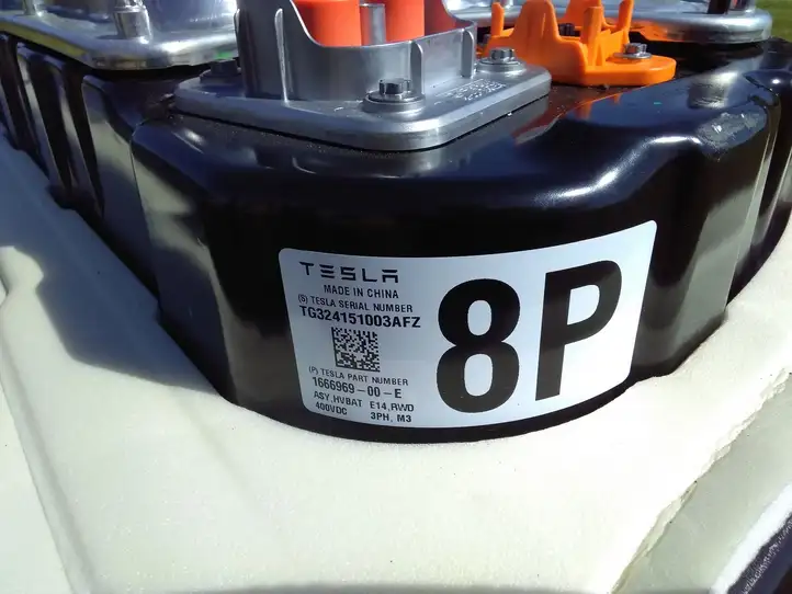 Tesla Model 3 (2024 - ) 166696900E Аккумулятор гибридного / электрического автомобиля — фото 11