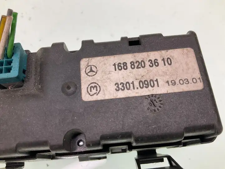 Mercedes-Benz A W168 (1997 - 2004) 1688203610 Другие включатели / ручки/ переключатели — фото 2