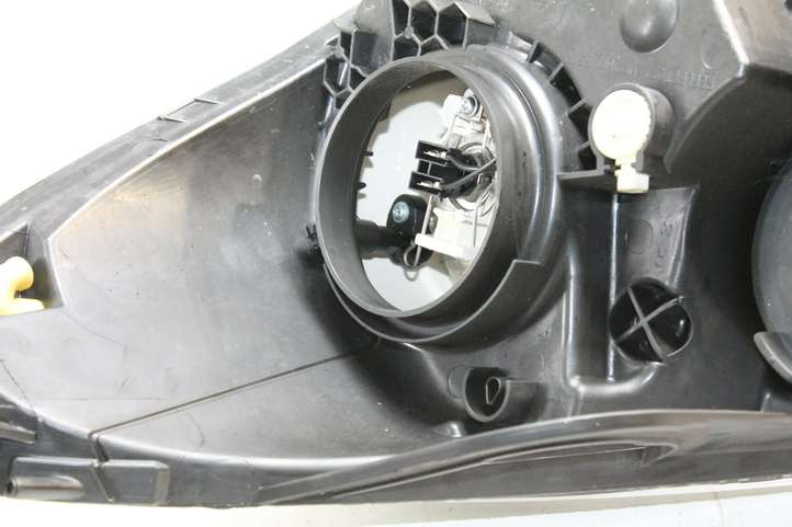 Citroen DS3 (2010 - 2016)  9673814480 Передняя фара