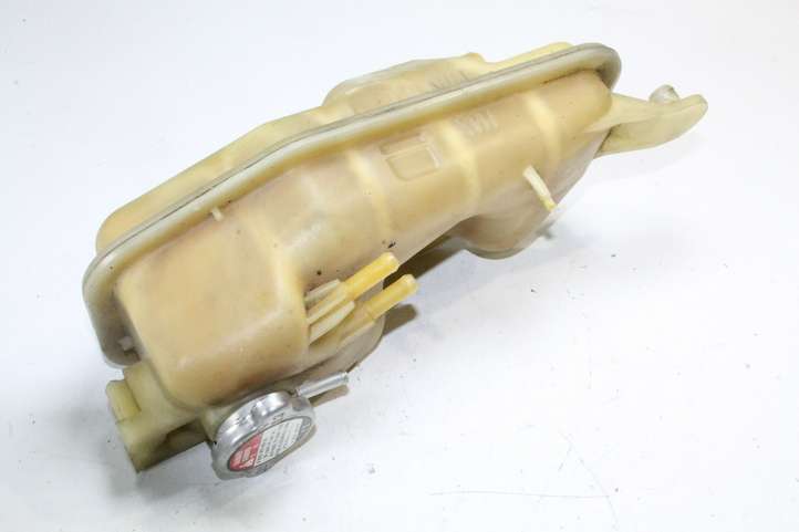 Honda Civic (2006 - 2011)   Расширительный бачок охлаждающей жидкости