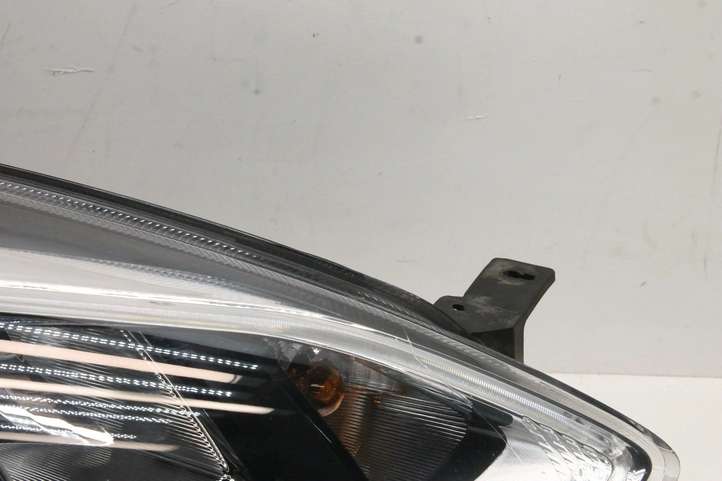 Ford Fiesta (2017 - )  H1BB13W029DE Передняя фара