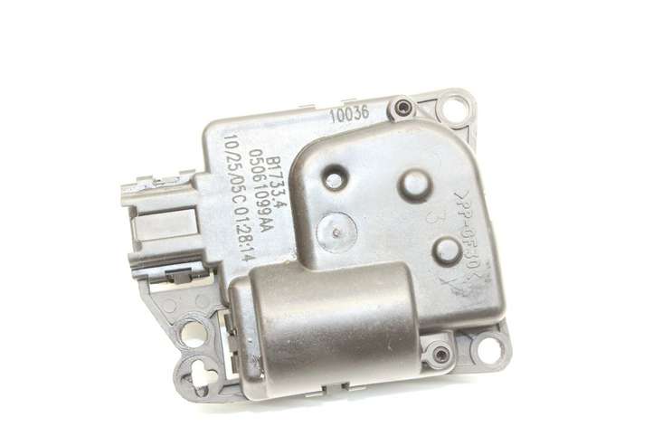 Chrysler 300C (2005 - 2011)  05061099AA Двигатель задвижки потока воздуха