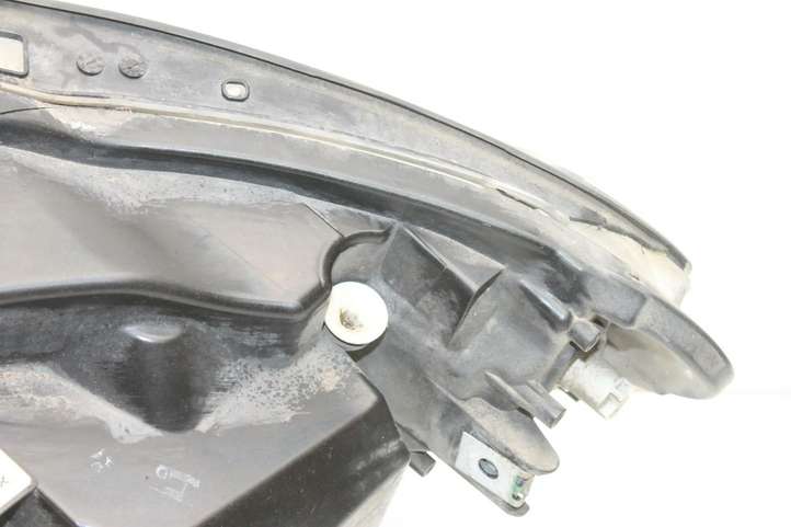 BMW 1 F20 F21 (2011 - 2019)  7214790 Передняя фара