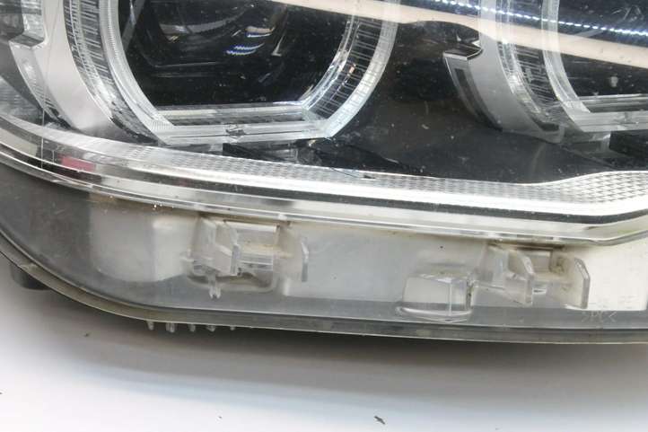 BMW 1 F20 F21 (2011 - 2019)  7214790 Передняя фара