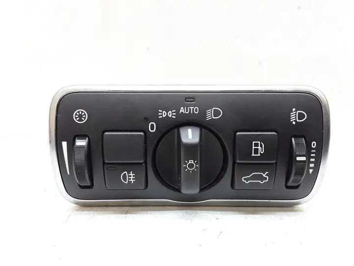 Volvo V70 (2013 - 2016) 30739456 Включатель фонарей — фото 1