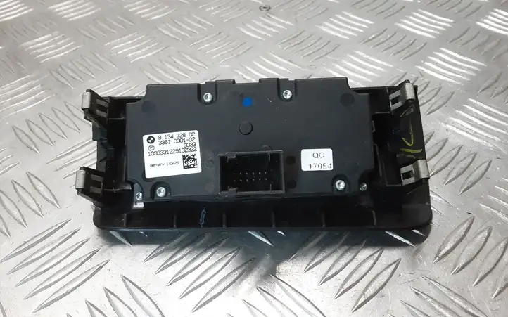 BMW X5 E70 (2006 - 2013) 9134728 Включатель фонарей — фото 5