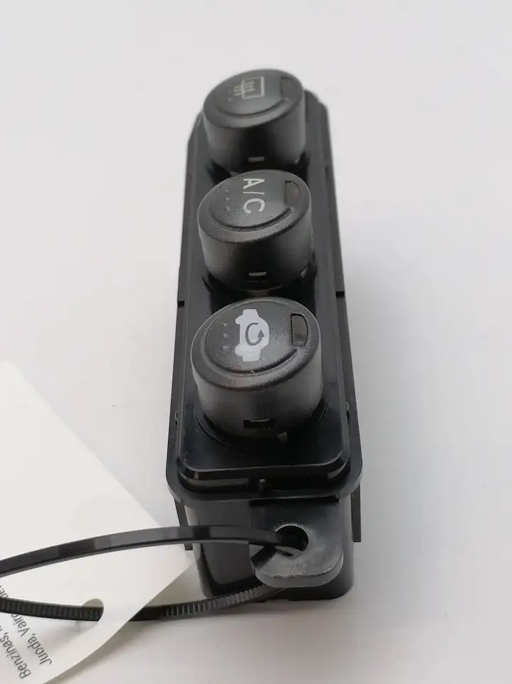 Honda Civic (2001 - 2005) NH376L Другие включатели / ручки/ переключатели — фото 8