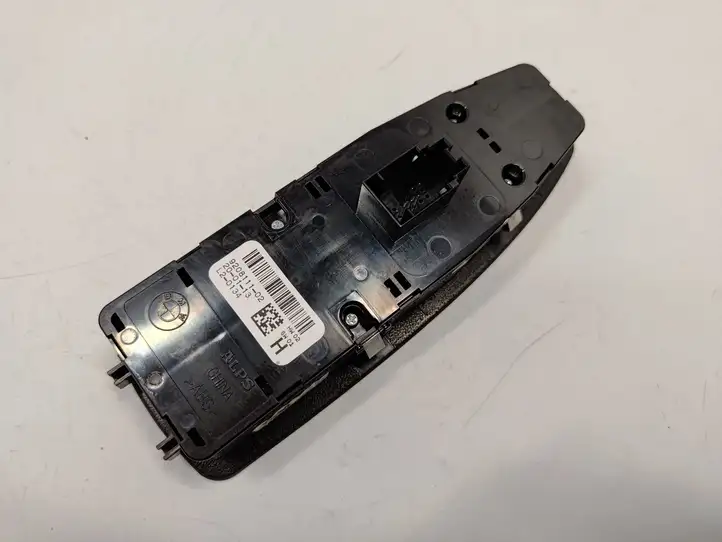 BMW 3 F30 F35 F31 (2012 - 2018) 9208111 Блок кнопок стеклоподъемников — фото 3