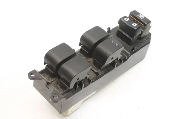 Toyota RAV 4 (XA40) (2012 - 2018) 192830 Кнопка стеклоподъемников — фото 1