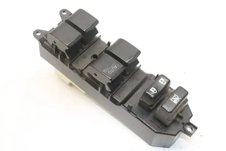 Toyota RAV 4 (XA40) (2012 - 2018) 192830 Кнопка стеклоподъемников — фото 2