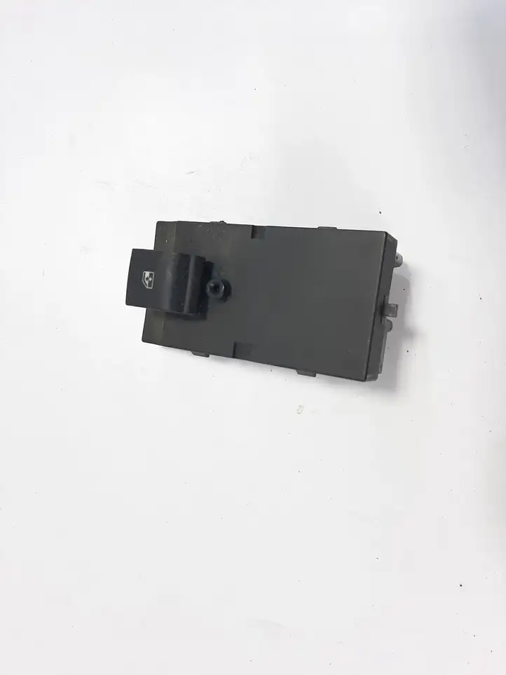 Opel Astra J (2009 - 2012) 13301886 Кнопка стеклоподъемников — фото 1