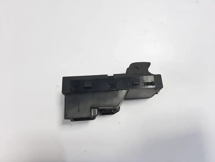 Opel Astra J (2009 - 2012) 13301886 Кнопка стеклоподъемников — фото 2
