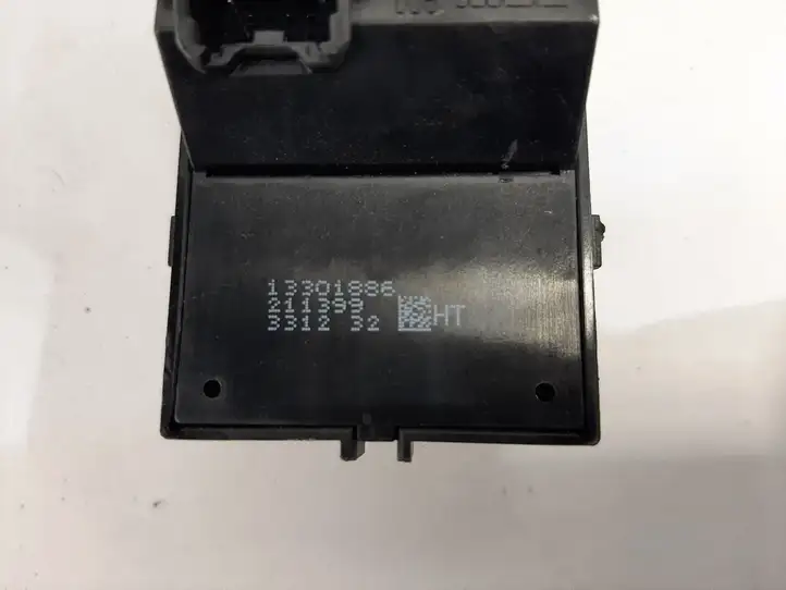 Opel Astra J (2009 - 2012) 13301886 Кнопка стеклоподъемников — фото 4