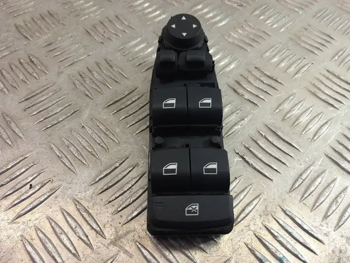 BMW X3 F25 (2010 - 2017) 9208111 Кнопка стеклоподъемников — фото 1