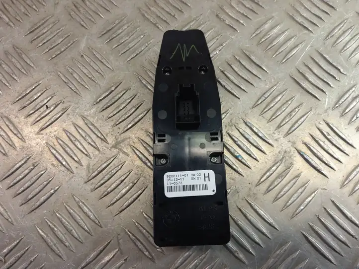 BMW X3 F25 (2010 - 2017) 9208111 Кнопка стеклоподъемников — фото 7