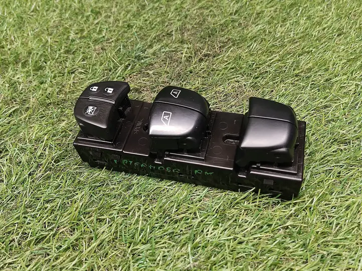 Nissan Pathfinder R52 (2013 - 2016) 254013KA2A Кнопка стеклоподъемников — фото 1