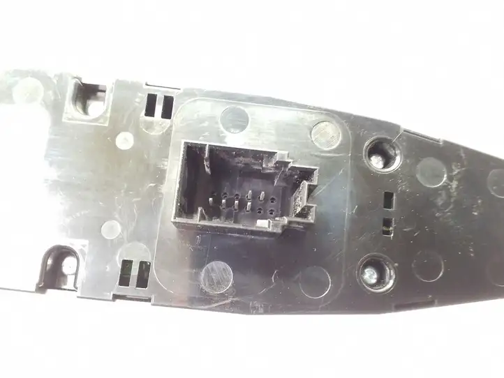 BMW 5 F10 F11 (2009 - 2016) 9241955 Блок кнопок стеклоподъемников — фото 2