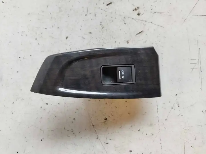 Honda CR-V (2012 - 2016) 35780 Кнопка стеклоподъемников — фото 1