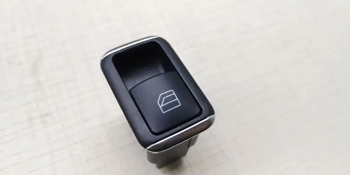 Mercedes-Benz E W212 (2009 - 2016) A2049058102 Кнопка стеклоподъемников — фото 1