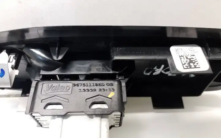Peugeot 208 (2012 - 2015) 96751118ZD Кнопка стеклоподъемников — фото 4