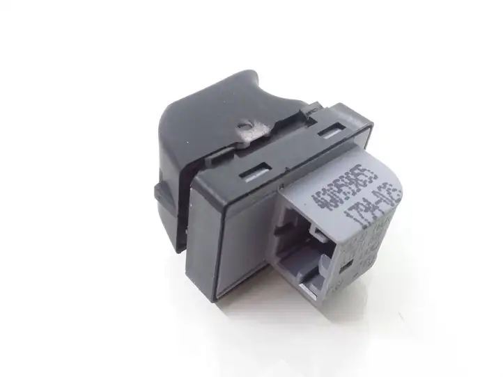 Audi A1 (2010 - 2014) 4G0959855 Кнопка стеклоподъемников — фото 2