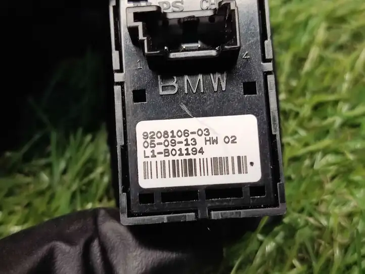 BMW 3 F30 F35 F31 (2012 - 2018) 9208106 Блок кнопок стеклоподъемников — фото 2